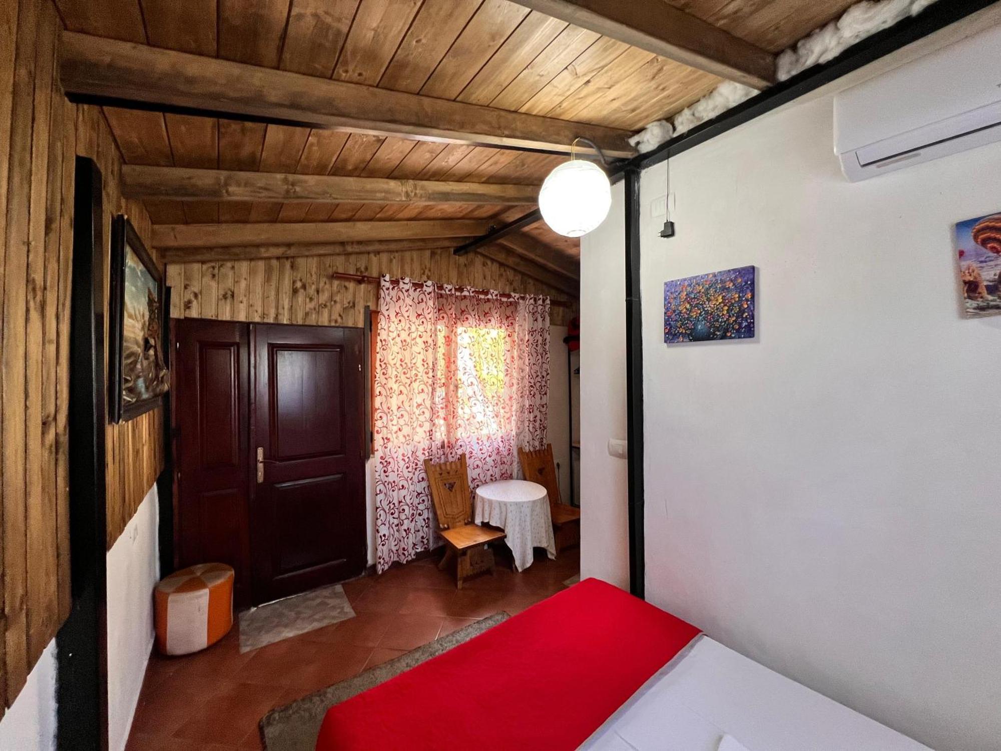 Rooms Nesti Inside Of Castle Krujë المظهر الخارجي الصورة